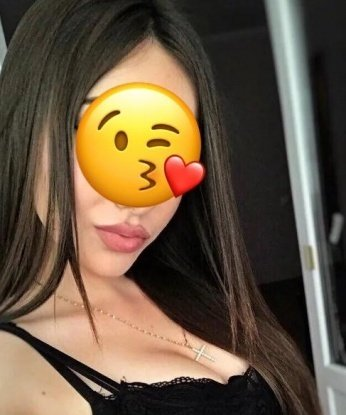 У меня есть все, чтобы сделать твои самые сокровенные фантазии реальностью. Обладаю креативностью и готова исполнить любое твое желание. Эксперт в удовлетворении мужчин, я готова предложить тебе незабываемый опыт, полный страсти и наслаждения. Невероятно сексуальная и страстная, я гарантирую, что ты останешься доволен. Если нужны отзывы, у меня их много, готовых подтвердить мои качества. Живу в Москве, и принимаю только встречи в Москве. Прекрасная фотография гарантирована, так что не теряй время и свяжись со мной прямо сейчас. 🌟💋 Алла